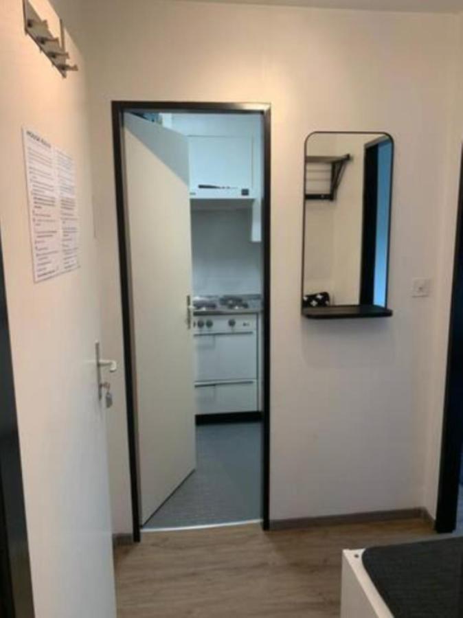 Lovely 1-Bedroom Vacation Studio Apartment With Pool And Sauna Laax Kültér fotó